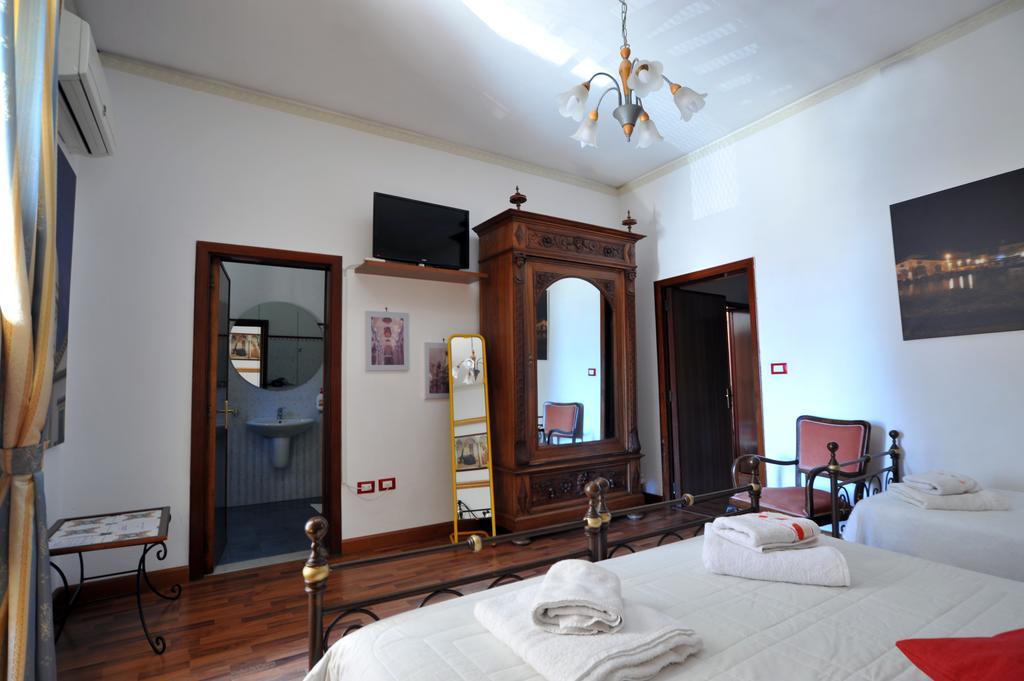 Il Giardino Di Pietra Bed & Breakfast Noto Luaran gambar