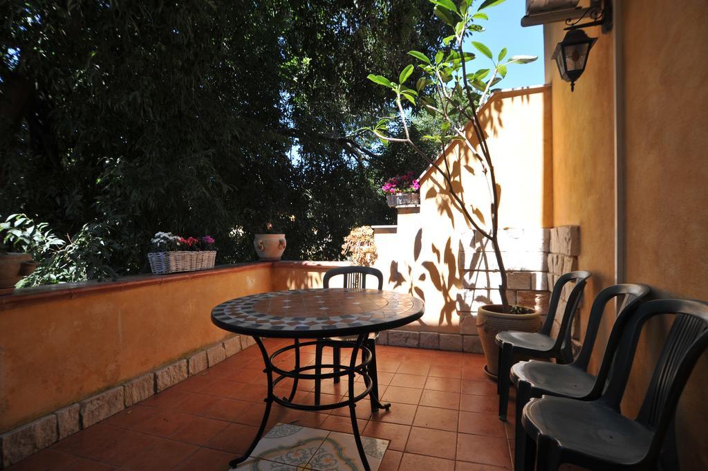 Il Giardino Di Pietra Bed & Breakfast Noto Luaran gambar
